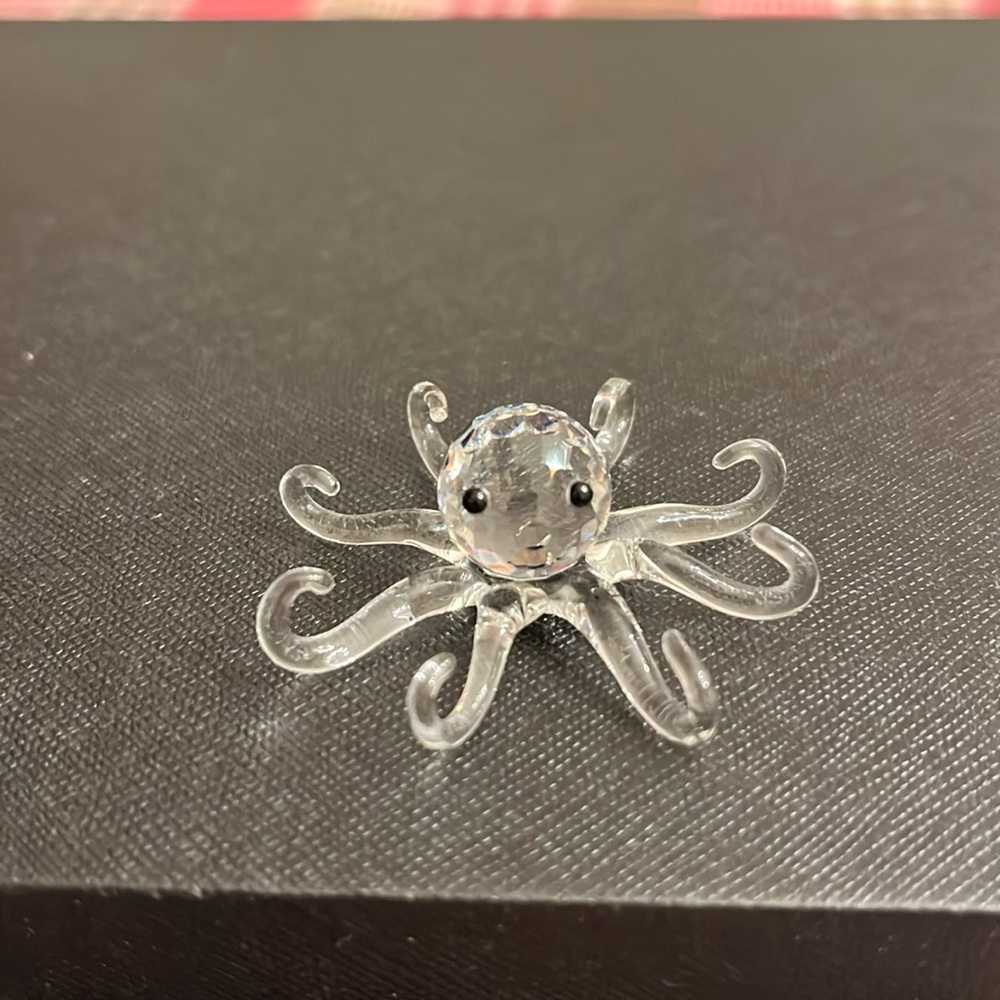Swarovski Iris Arc mini octopus gorgeous delicate piece . No box no papers - Picture 2 of 2